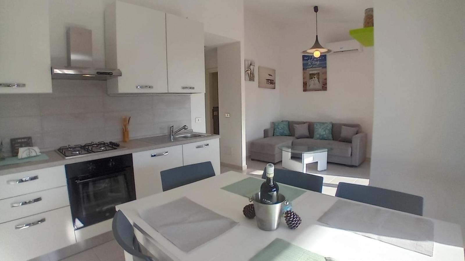 Villini Cala Del Sole - Infinityholidays Costa Paradiso Luaran gambar