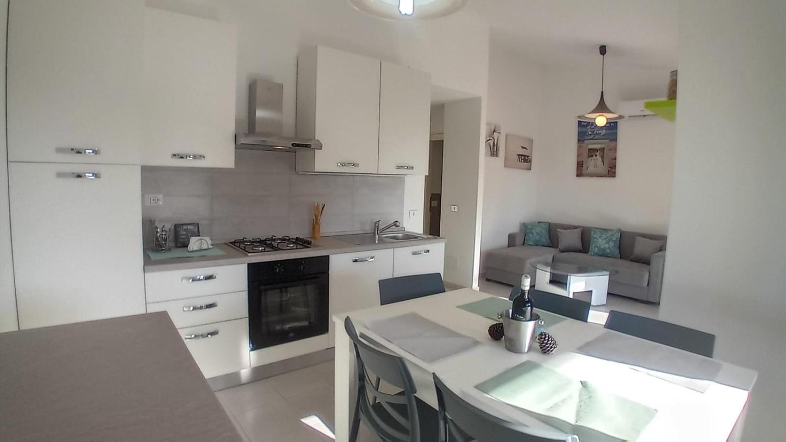 Villini Cala Del Sole - Infinityholidays Costa Paradiso Luaran gambar