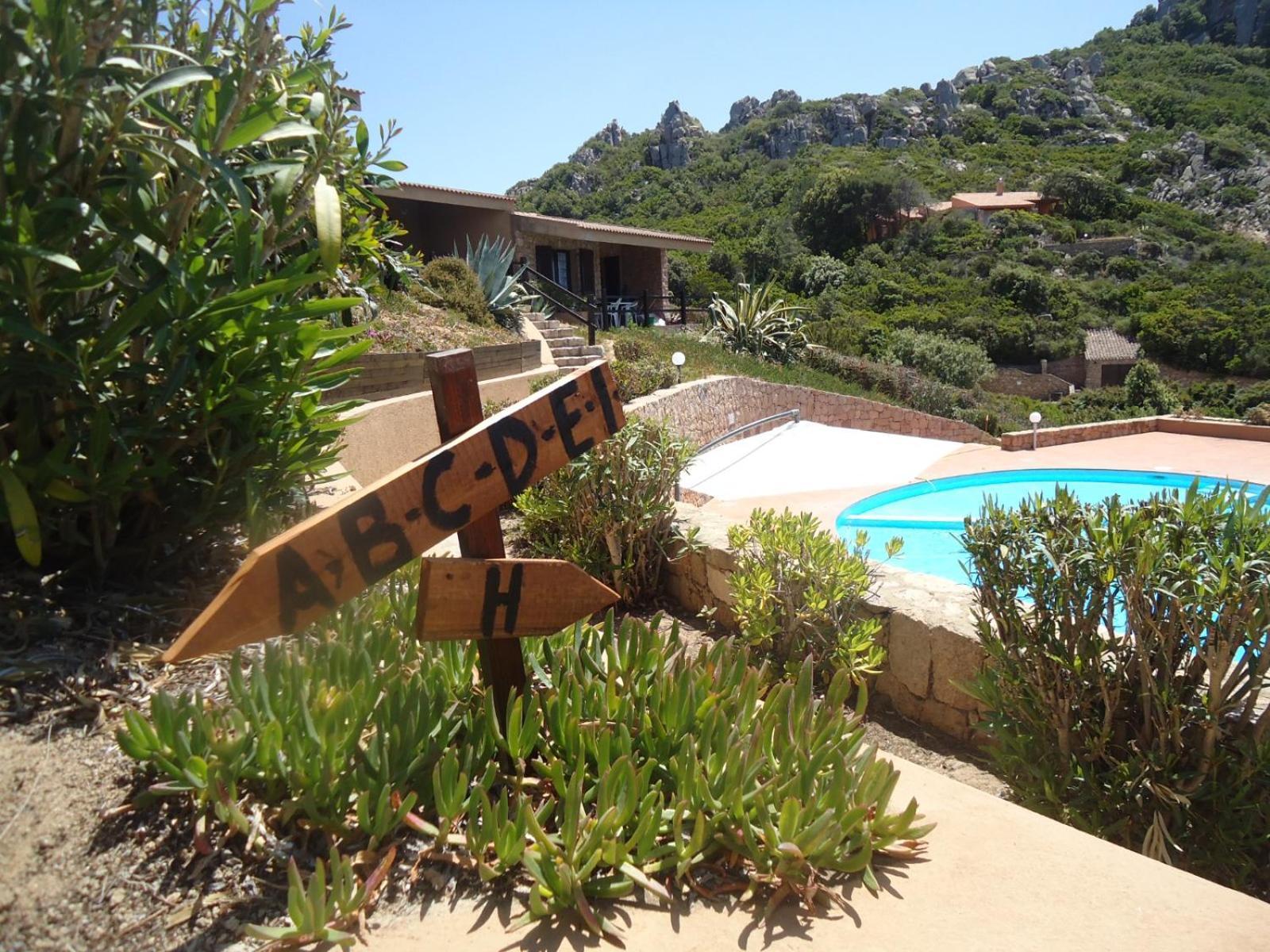 Villini Cala Del Sole - Infinityholidays Costa Paradiso Luaran gambar